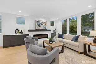 12011 36th Ave NE, Seattle, WA 98125 - Photo 3