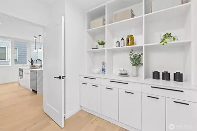 12011 36th Avenue NE, Seattle, WA 98125 - Photo 7