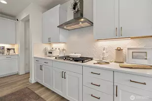 18740 130th St E, Bonney Lake, WA 98391 - Photo 23