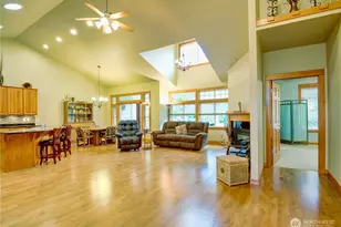 1316 Eagle Ridge Dr, Mount Vernon, WA 98274 - Photo 17