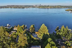 7220 N Mercer Way, Mercer Island, WA 98040 - Photo 1