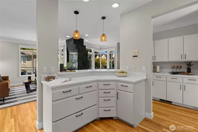 3513 S Leschi Place, Seattle, WA 98144 - Photo 21