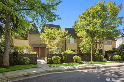 379 100th Avenue NE #A, Bellevue, WA 98004 - Photo 37