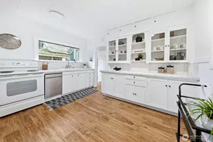 833 NW 52nd St, Seattle, WA 98107 - Photo 9