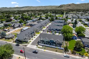 1030 Finch Ln, Wenatchee, WA 98801 - Photo 3