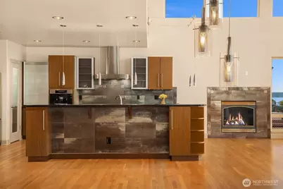 1639 S Country Club Drive, Camano Island, WA 98282 - Photo 13