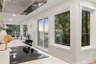 14538 38th Ave NE, Lake Forest Park, WA 98155 - Photo 17