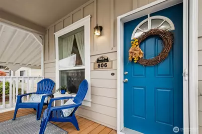 806 Pine Drive, Enumclaw, WA 98022 - Photo 3