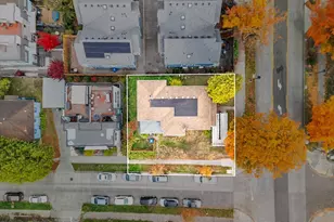 203 23rd Ave, Seattle, WA 98122 - Photo 3