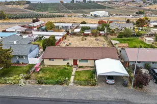 224 NW Calla Loop, Royal City, WA 99357 - Photo 7