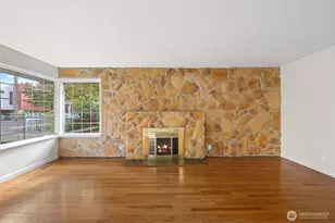 7915 37th Ave S, Seattle, WA 98118 - Photo 9