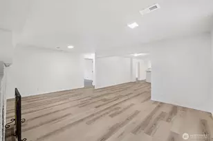 7915 37th Ave S, Seattle, WA 98118 - Photo 25