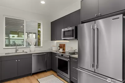 9225 C 14th Avenue NW, Seattle, WA 98117 - Photo 5