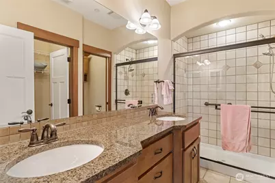 1051 N Baker Avenue #B203, East Wenatchee, WA 98802 - Photo 29