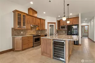 1051 N Baker Ave, East Wenatchee, WA 98802 - Photo 13