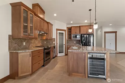 1051 N Baker Avenue #B203, East Wenatchee, WA 98802 - Photo 19