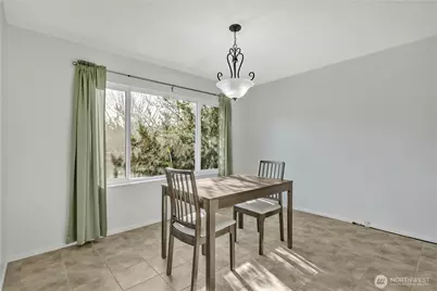 4545 Sand Point Way NE #207, Seattle, WA 98105 - Photo 9