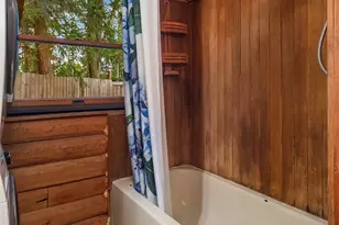 4 E Mountain View Rd, Camano Island, WA 98282 - Photo 15