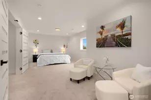 4326 NE 44th St, Seattle, WA 98105 - Photo 5