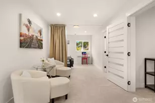 4326 NE 44th St, Seattle, WA 98105 - Photo 17