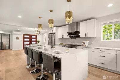 4326 NE 44th Street, Seattle, WA 98105 - Photo 13