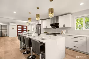 4326 NE 44th St, Seattle, WA 98105 - Photo 13