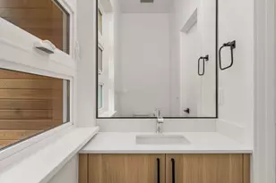 546 S Cloverdale St, Seattle, WA 98108 - Photo 21