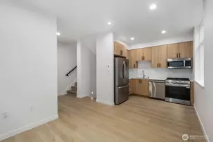 546 S Cloverdale St, Seattle, WA 98108 - Photo 9