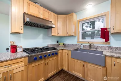 879 N Fruitdale Road, Sedro Woolley, WA 98284 - Photo 13