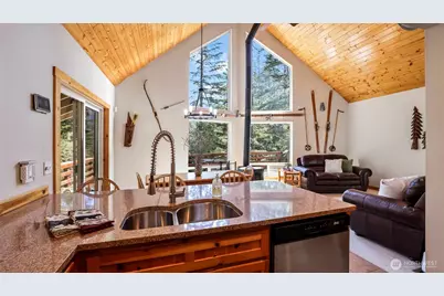 160 Innsbruck Drive, Snoqualmie Pass, WA 98068 - Photo 5