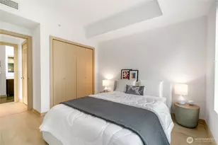 910 Lenora St, Seattle, WA 98121 - Photo 17