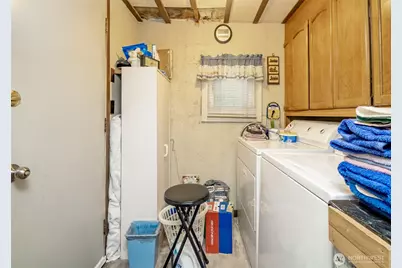 25406 E 37th Avenue E, Spanaway, WA 98387 - Photo 21