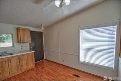 20102 Rainy Lane SW, Rochester, WA 98579 - Photo 9