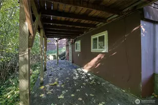 917 N Division St, Aberdeen, WA 98520 - Photo 31