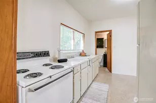 917 N Division St, Aberdeen, WA 98520 - Photo 11