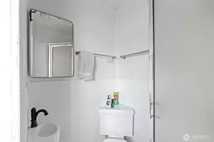 450 Hawkins Rd, Winlock, WA 98596 - Photo 17