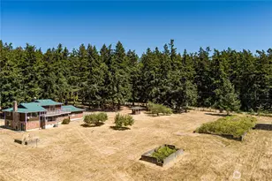 2725 Hunt Rd, Oak Harbor, WA 98277 - Photo 35