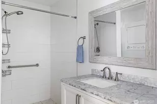 2725 Hunt Rd, Oak Harbor, WA 98277 - Photo 13