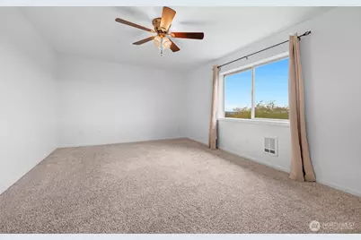 3914 82nd Avenue NE, Marysville, WA 98270 - Photo 13