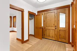 6465 Haley Loop NE, Bainbridge Island, WA 98110 - Photo 3