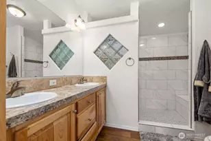 114 St Lawrence Dr, Onalaska, WA 98570 - Photo 13