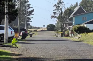 1508 177th Pl, Long Beach, WA 98631 - Photo 5