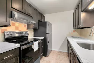 5722 122nd Place SE #235, Bellevue, WA 98006 - Photo 11