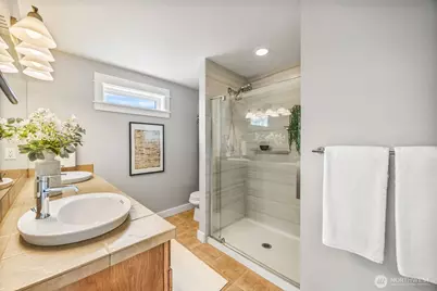 3219 21st Avenue W #A, Seattle, WA 98199 - Photo 17