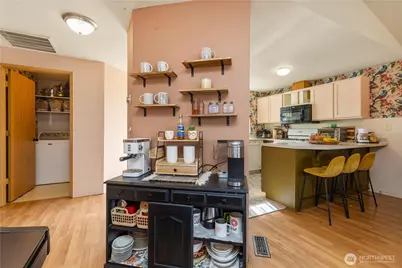 10207 59th Dr NE, Marysville, WA 98270 - Photo 7