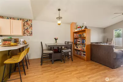 10207 59th Dr NE, Marysville, WA 98270 - Photo 9