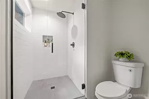 4107 25th Ave SW, Seattle, WA 98106 - Photo 7