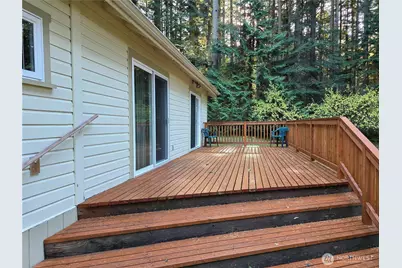 3306 S Camano Drive #B, Camano Island, WA 98282 - Photo 3