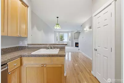 210 N G Street #D, Tacoma, WA 98403 - Photo 5