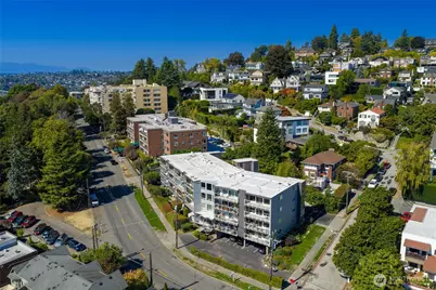 500 Olympic Place #304, Seattle, WA 98119 - Photo 31